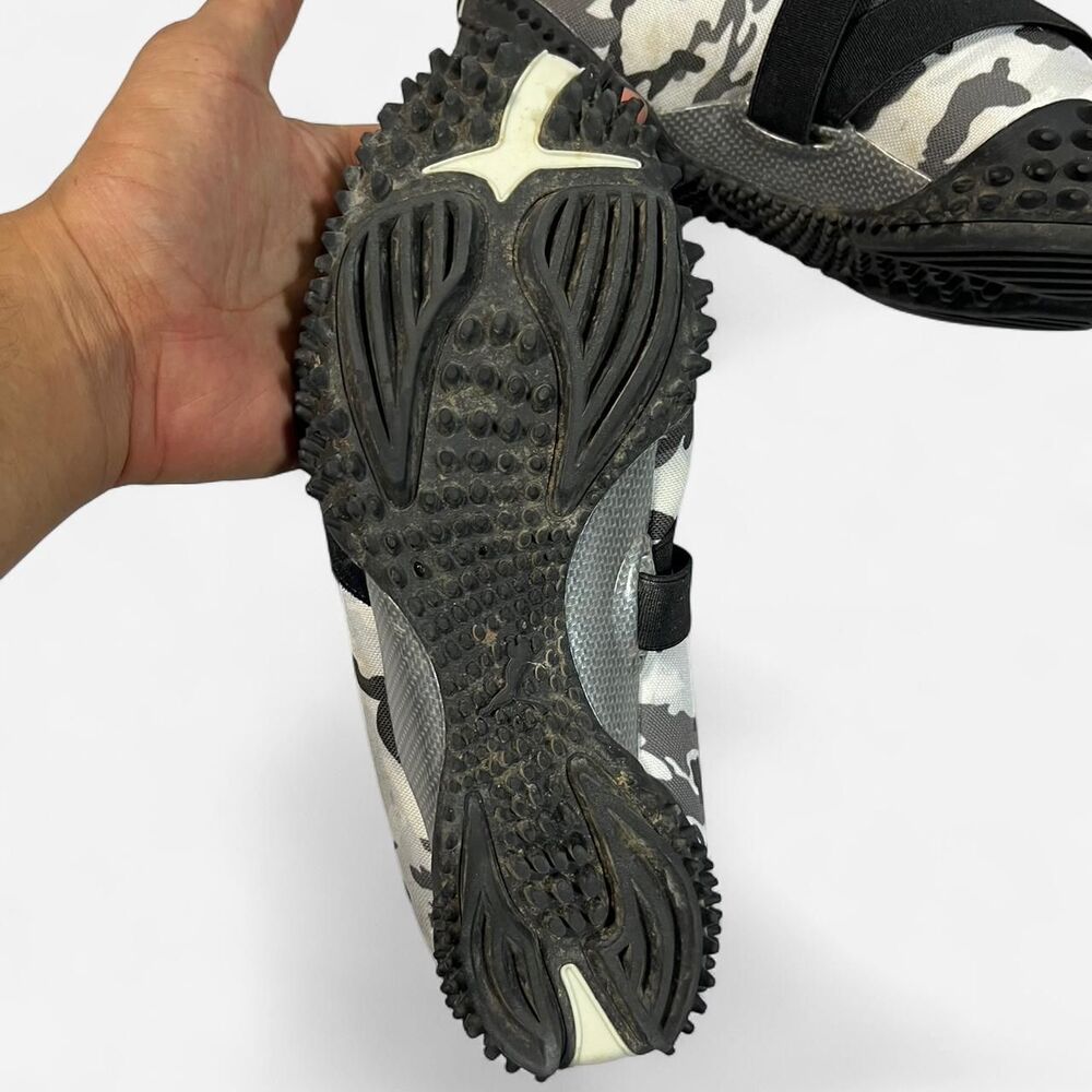 Black and white Puma mostro camo trainers - Picture 4 of 8
